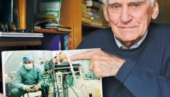 Picture 10 Simple Photographs with Mind-Blowing Backstories