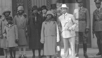 Picture 10 Historical Tidbits that Will Make You Chuckle