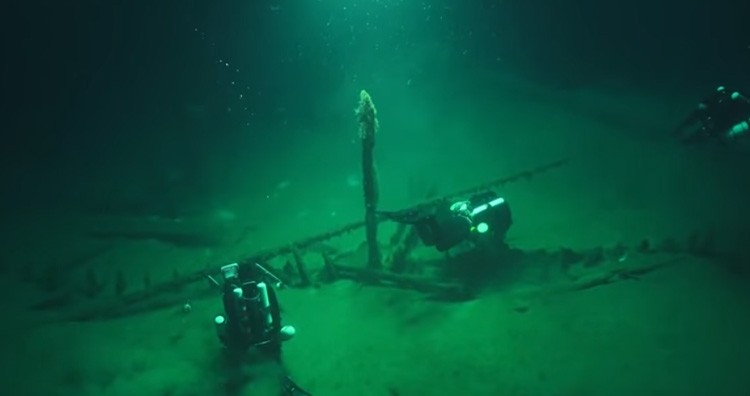 shipwrecks found at the bottom of the black sea