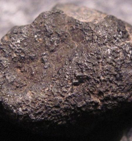 Picture Interstellar Materials Older than the Solar System Discovered on Earth, and the Oldest One is Almost Seven Billion Years Old