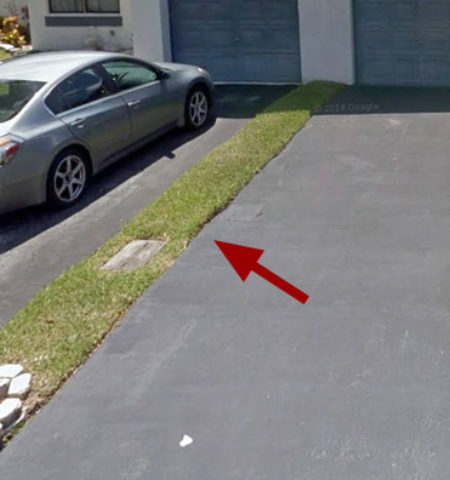 Picture A Man Purchased what He Thought Was a Villa, but it Turned Out to be Just a One-Foot-Wide Strip of Land