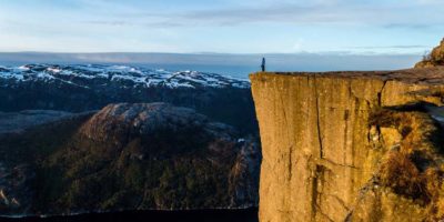 Picture 15 Enormous Places that Will Make You Feel Tiny