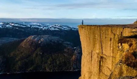 Picture 15 Enormous Places that Will Make You Feel Tiny