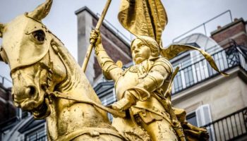 Picture 10 Women Who Disguised Themselves as Men to Achieve Their Dreams