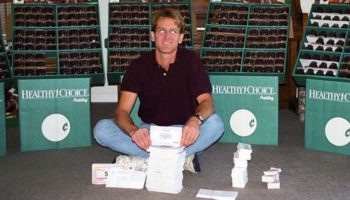 Picture 10 Times People Exploited Loopholes Like a Boss