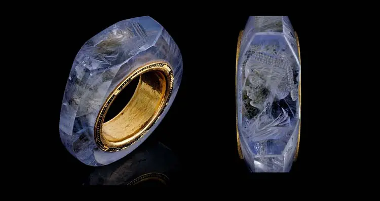 2,000-year-old sapphire riпg 