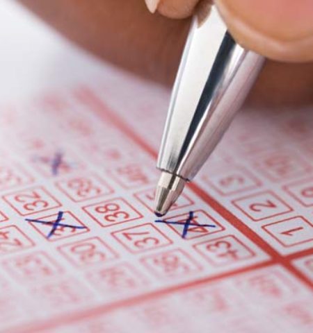 Picture 12 Absolutely Insane Stories About People Who Won a Lottery