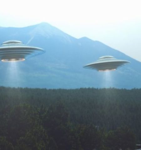 Picture 10 Alleged Encounters with Aliens