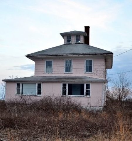 Picture 10 Places that Were Built for Weird Reasons