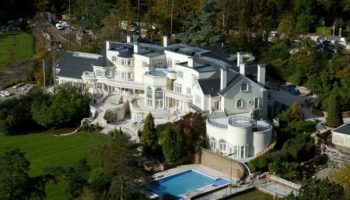 Picture 10 Mansions No One Wants to Buy for Any Price