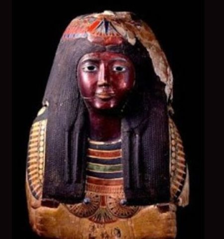 Picture 10 Stolen Artifacts that Should Be Returned to Their Original Country