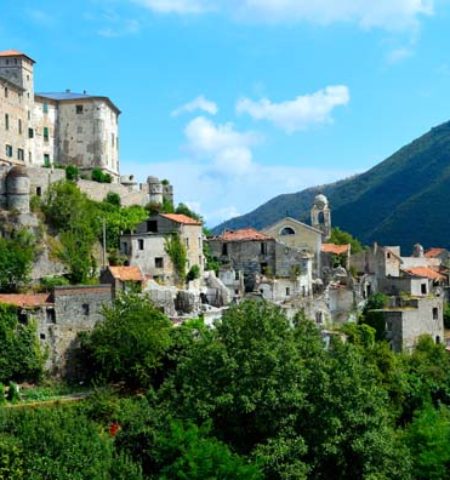 Picture 13 Ghost Towns Around the World