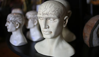 Picture 10 Absurd Theories that Scientists Used to Believe