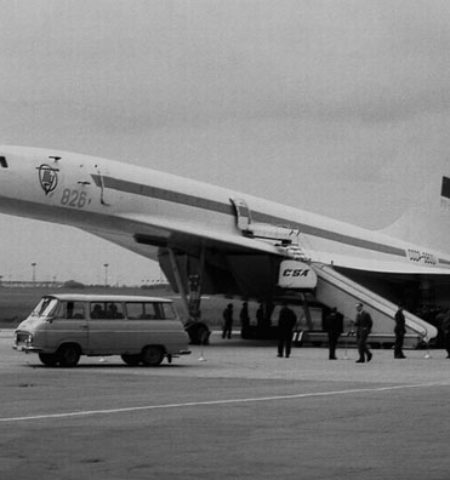 Picture 10 of the Fastest Passenger Airplanes Ever