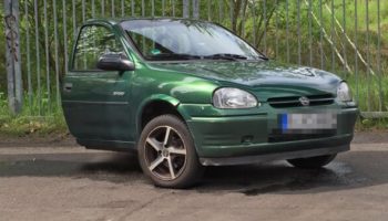 Picture Divorced Man Literally Gave His Ex-Wife Half of Everything