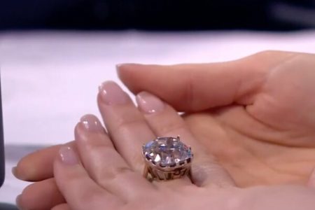 Picture Woman’s $13 Ring Turned Out to Be a 26-Carat Antique White Diamond
