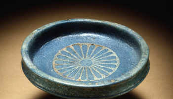 Picture Egyptian Blue – The Story of the First Synthetic Pigment
