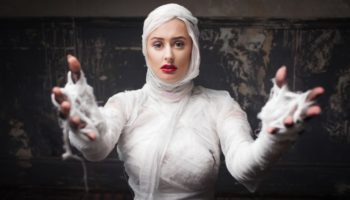 Picture 12 Eye-Opening Facts About the Beauty Industry