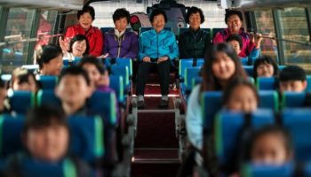 Picture Schools in South Korea Enroll Grandmothers who Never Got an Education