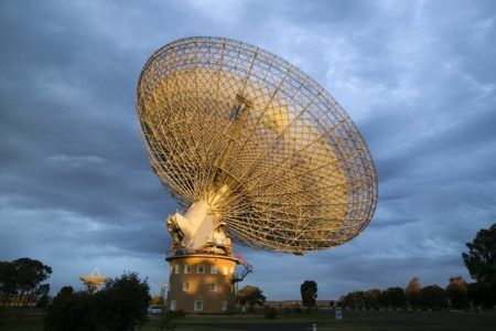 Picture How Did the Parkes Observatory in Australia Discover Perytons?