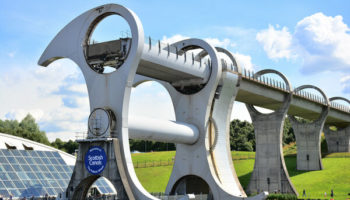Picture The Falkirk Wheel – The Only Rotating Boat Lift of Its Kind