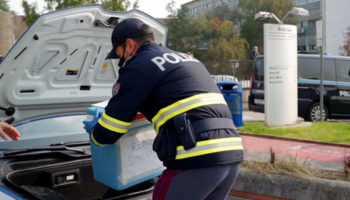 Picture Police in Italy Used a Lamborghini Huracán to Deliver a Donor Kidney