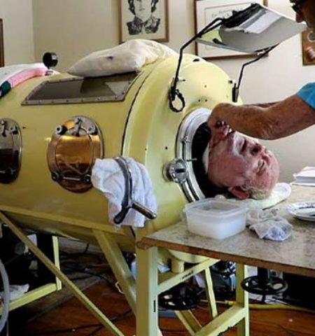 Picture The Story of the Man Living Inside an Iron Lung for the Last 70 Years