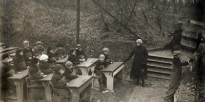 Picture What Were Open-Air Schools? Can They Be Re-introduced?