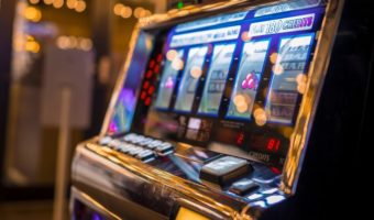 Picture 10 Times People Exploited Technology Glitches like a Pro