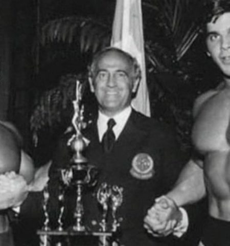 Picture Lou Ferrigno, the Vintage Hulk, Was so Huge that He Made Arnold Look Small!