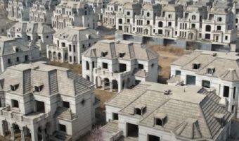 Picture Why Does No One Live in These Abandoned Chinese Mansions?