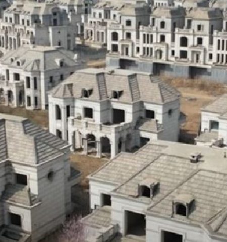 Picture Why Does No One Live in These Abandoned Chinese Mansions?