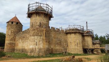 Picture France Is Building a Medieval Castle Using 800-Year-Old Tools and Technology