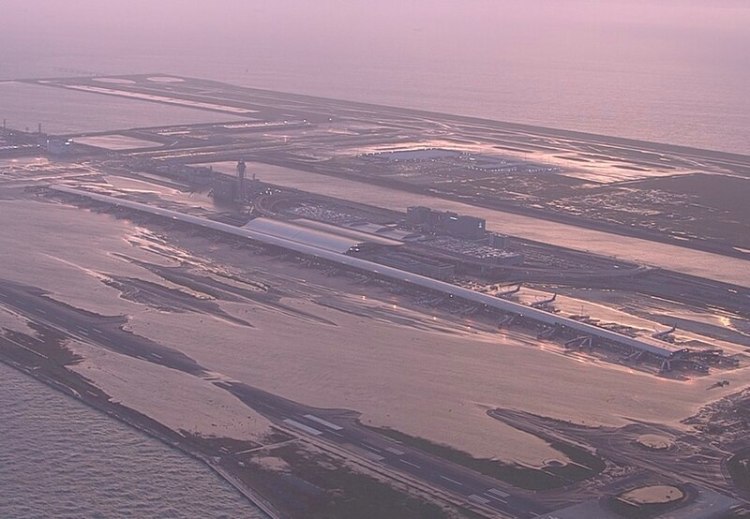 Kansai Airport sinking