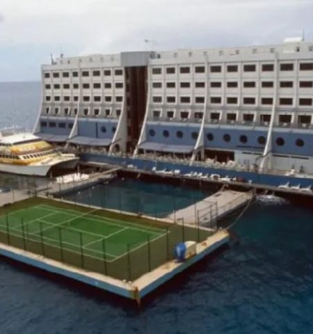Picture What Led the World’s First Floating Hotel to Meet Its Tragic End in North Korea?