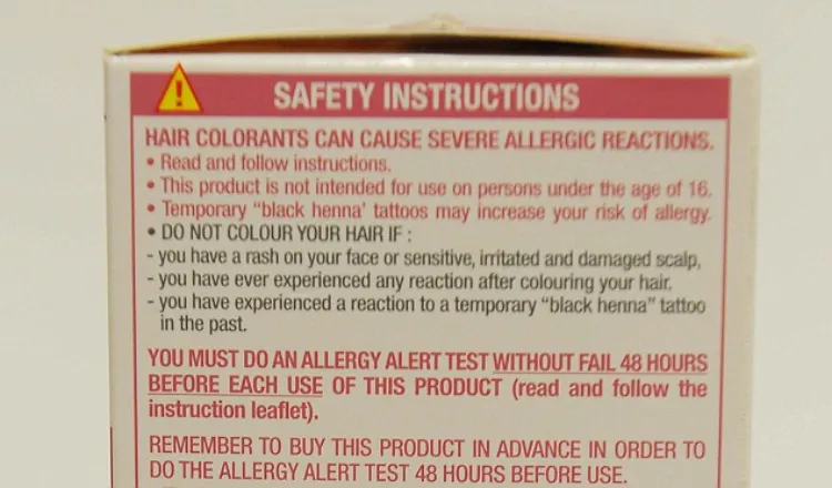 Warning label on hair dyes