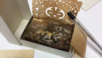 Picture A 77-Year-Old Slice of Queen Elizabeth II’s Wedding Cake Was Auctioned for $2,800