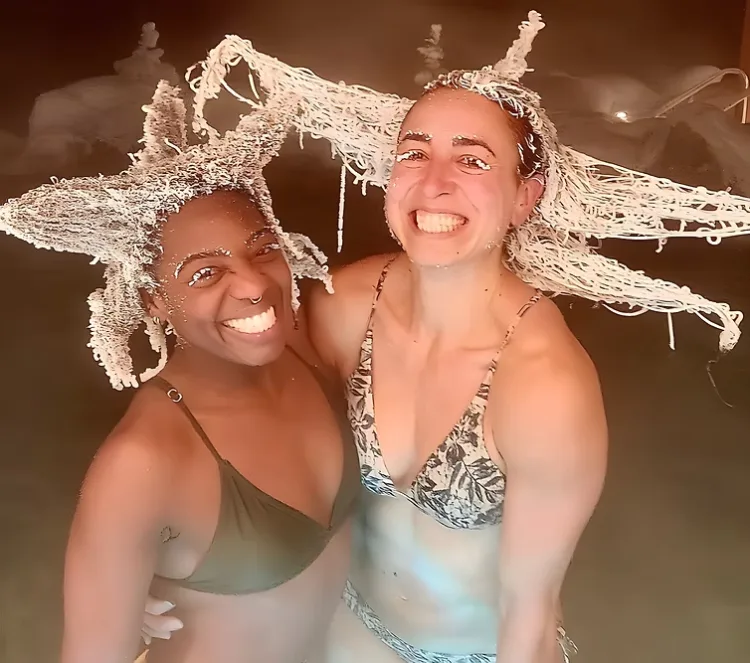 Winners of 2025 Hair Freezing Contest, best group category Hair Freezing Contest